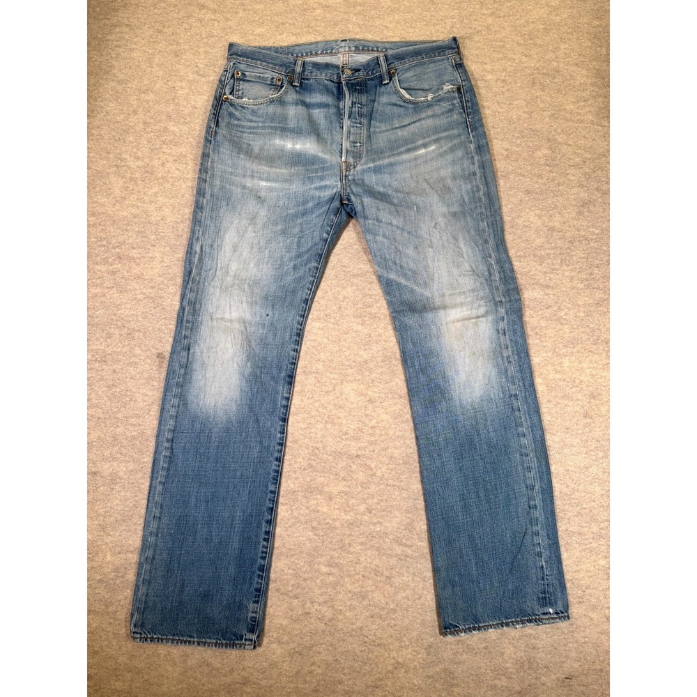Vintage Levis 501 Jeans Men 36x32 Blue Denim Cotton Button Fly Straight Leg Logo